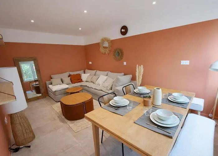 Le Grand Cure D'air Avec Garage Pour 8 Personnes Apartment